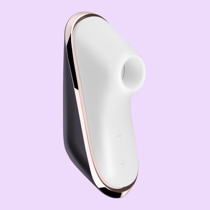 Вакуумний кліторальний стимулятор Satisfyer Traveler з магнітним чохлом